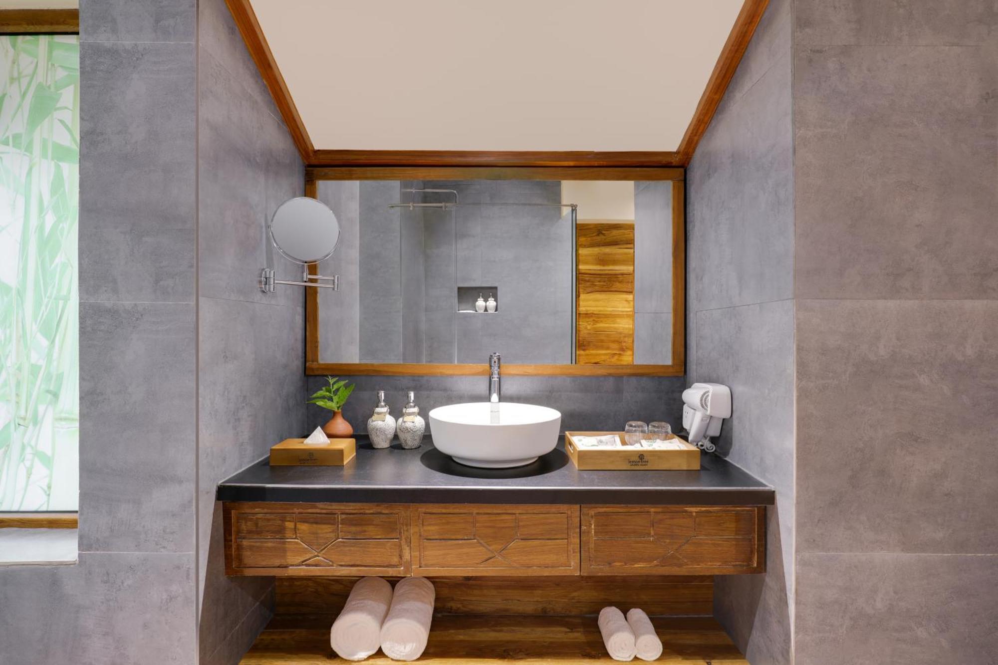 Lemon Tree Wildlife Resort, Kanha Room photo